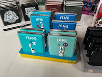 Mix kavel sigaretten cases in display - afbeelding 6 van  7