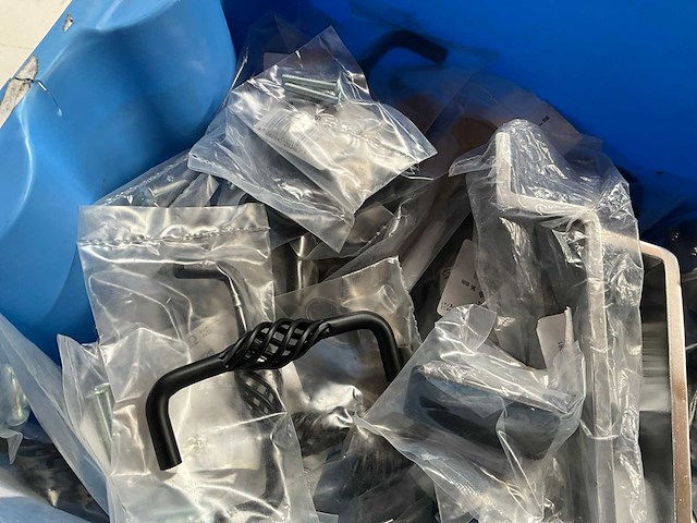 Mix kavel siro diverse metalen grepen en haken - afbeelding 2 van  5