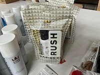 Mix kavel sneaker onderhoud producten & veters - afbeelding 4 van  9