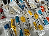 Mix kavel sneaker onderhoud producten & veters - afbeelding 7 van  9