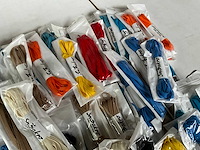 Mix kavel sneaker onderhoud producten & veters - afbeelding 8 van  9