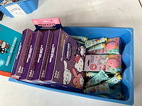 Mix kavel verzorgings artikelen in kinder thema - afbeelding 4 van  4