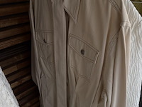 Mix kledij - afbeelding 4 van  7