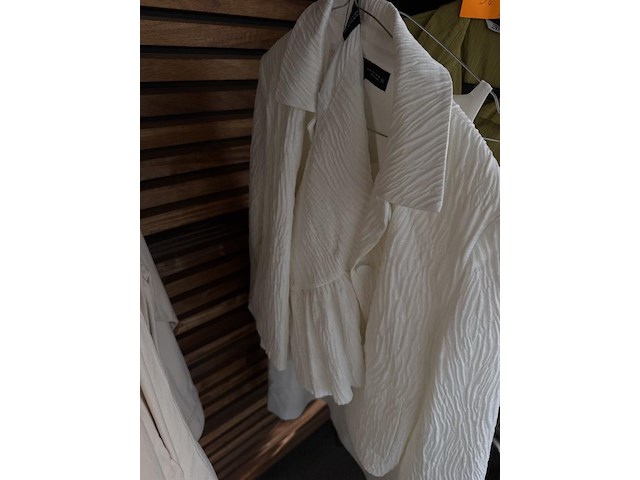 Mix kledij - afbeelding 5 van  7