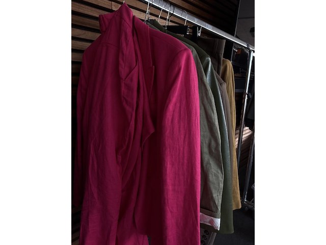 Mix kledij - afbeelding 3 van  10