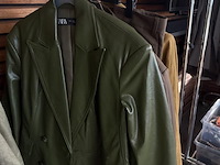 Mix kledij - afbeelding 6 van  10