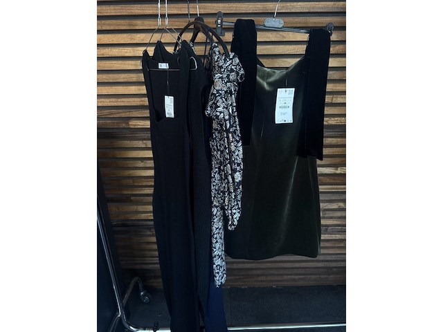 Mix kledij - afbeelding 1 van  8