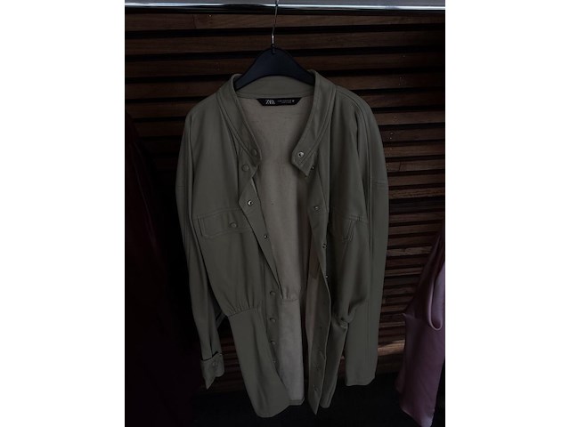 Mix kledij - afbeelding 3 van  12