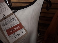 Mix kledij - afbeelding 5 van  12