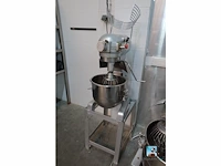 Mixer met standaard