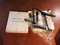 Mixerstand (x2)