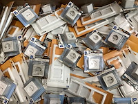 Mixkavel berker afdekraam/stopcontact - afbeelding 1 van  6