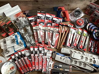 Mixkavel diverse bouwmarkt artikelen - afbeelding 1 van  9