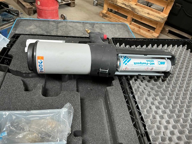 Mixpac dp2x400 pneumatische lijmdispenser - afbeelding 4 van  7