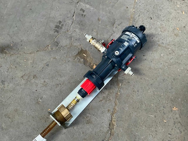 Mixtron mx300 doseerpomp - afbeelding 2 van  4