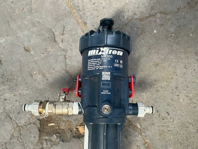 Mixtron mx300 doseerpomp - afbeelding 3 van  4