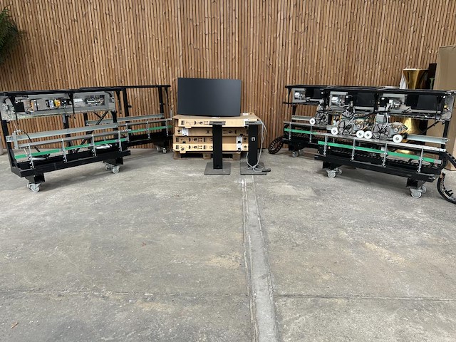 Mk 4 including 4 lcd screens - afbeelding 1 van  21