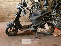 Mkb ovetto scooter wrak - afbeelding 1 van  5