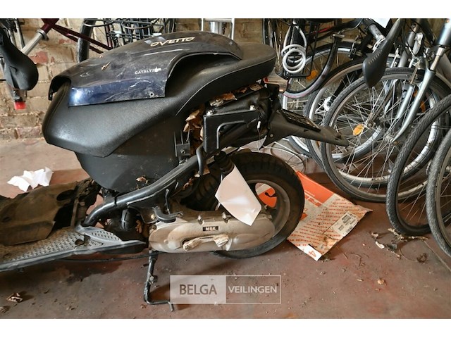 Mkb ovetto scooter wrak - afbeelding 3 van  5