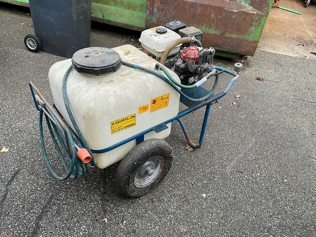 Mm ar30 spuitmachine - afbeelding 2 van  8