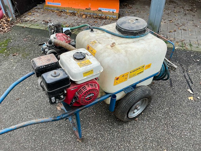 Mm ar30 spuitmachine - afbeelding 4 van  8