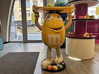 M&m display - afbeelding 1 van  2