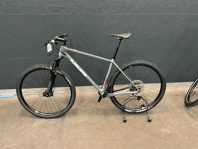 Mmr rakisch 90 mountainbike - afbeelding 1 van  7