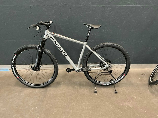 Mmr woki 10 mountainbike - afbeelding 1 van  8