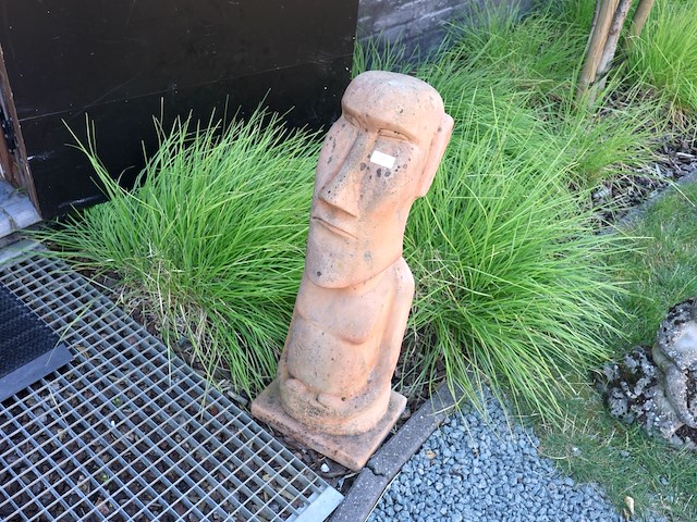 Moai beeld - afbeelding 2 van  6