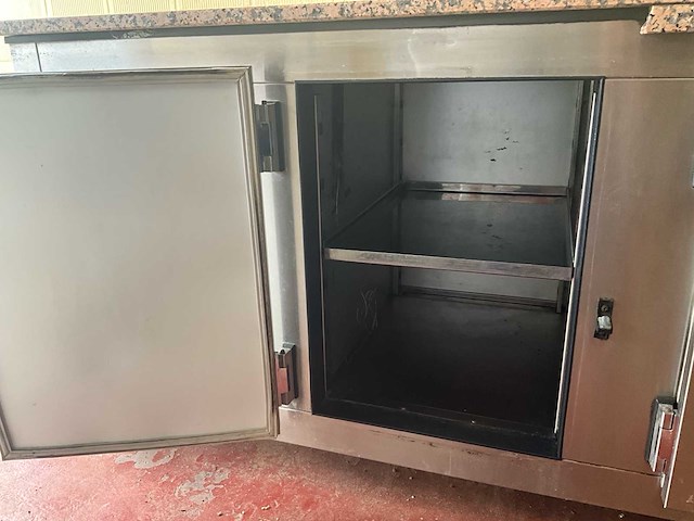 Mobema rwt-t-1620 koelwerkbank met 2 koel departementen - afbeelding 9 van  13