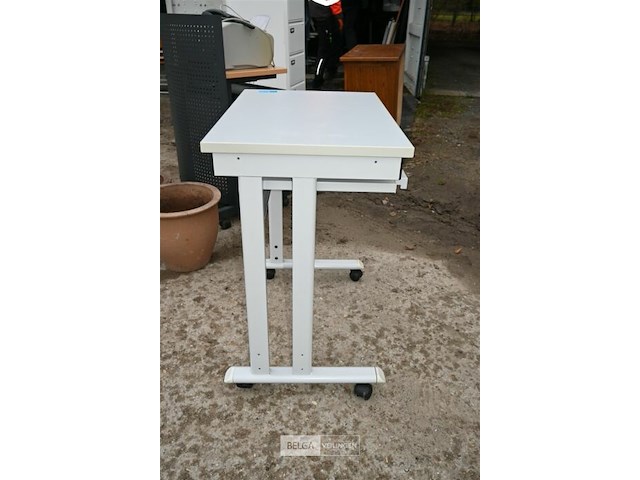 Mobiel bureautafeltje - afbeelding 1 van  4