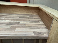 Mobiel houten ontvangstmeubel - afbeelding 4 van  5