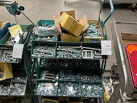 Mobiel rek met bevestigingsmaterialen - afbeelding 2 van  6