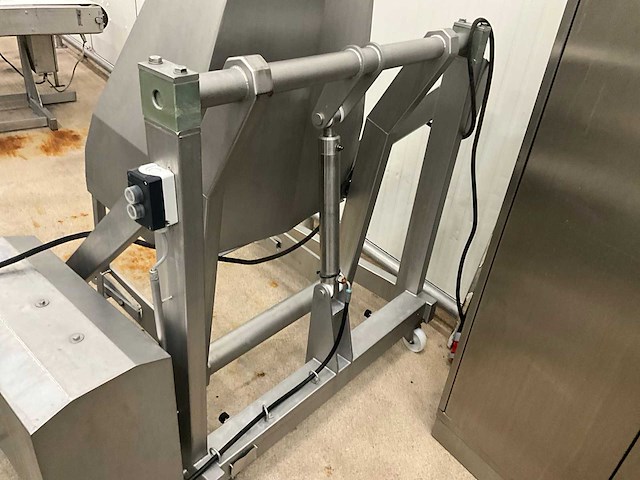 Mobiel rvs kiep/kanteltoestel - afbeelding 14 van  14