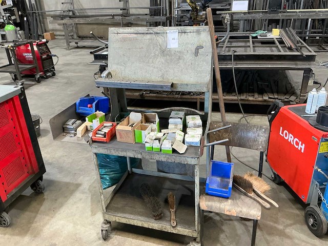 Mobiel werktafeltje - afbeelding 1 van  3