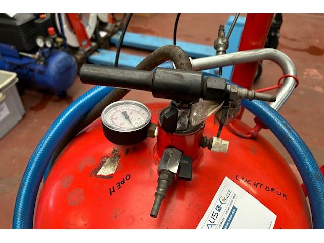 Mobiele afvalolieafzuiger - afbeelding 2 van  4