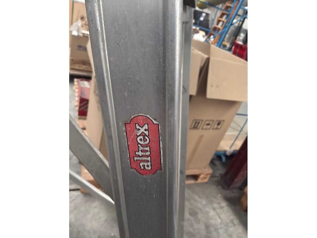 Mobiele altrex trapladder - afbeelding 8 van  8
