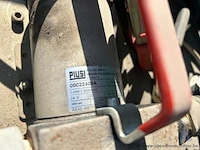 Mobiele brandstoftank met elektrische pomp piusi carry 2000/24v, bouwjaar 2003, 24 v, 0,16 kw. inclusief sleutels, serienummer 00022400a. werking niet gekend. - afbeelding 3 van  4