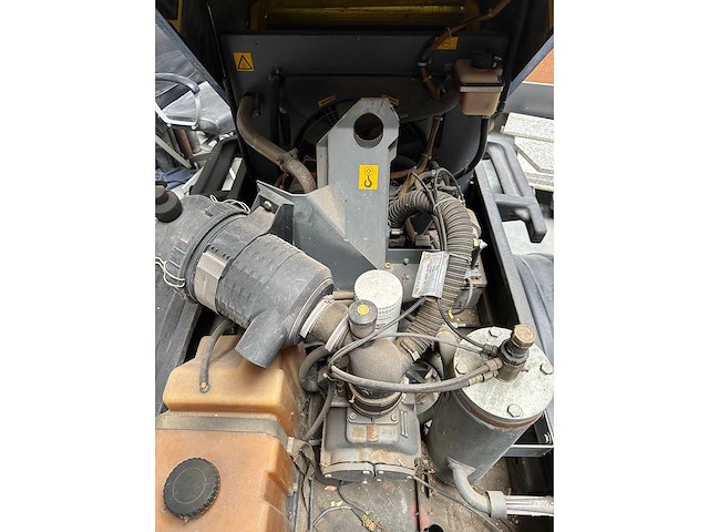 Mobiele compressor atlas copco - diesel - various contractor materials - afbeelding 1 van  2