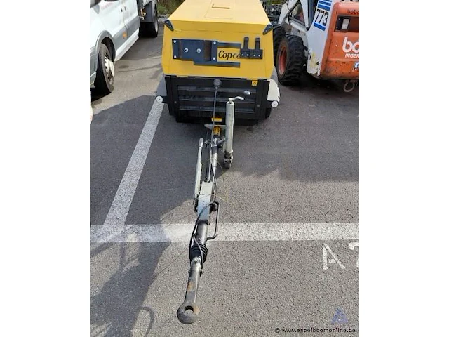 Mobiele compressor, atlas copco xas 47, bouwjaar 2004, 91 bedrijfsuren, motorvermogen 21.6 kw, diesel, gewicht 850 kg, serienummer -ya3-b6227x-40472660-. werking niet gekend. - afbeelding 10 van  13