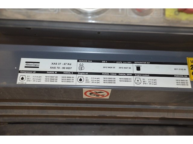 Mobiele compressor atlas copco xas37 ca. 158 uur zo goed als nieuw - afbeelding 8 van  16