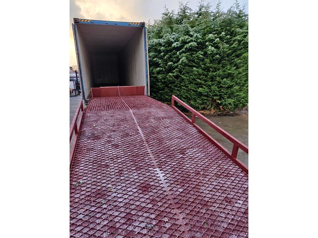 Mobiele containerlaadbrug - ongebruikt - afbeelding 18 van  21