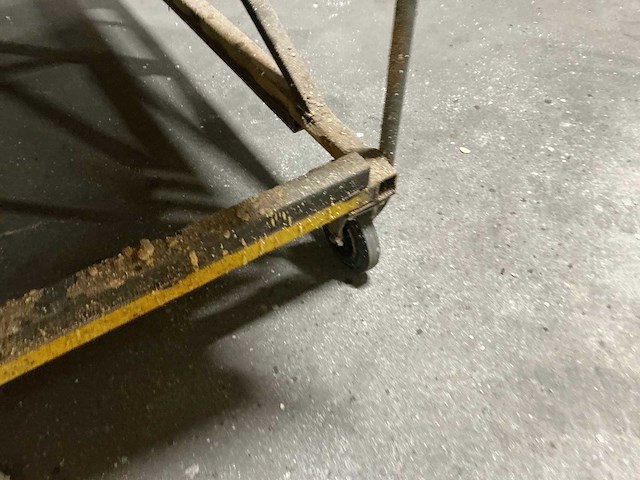 Mobiele draaitafel met rollerbanen - afbeelding 4 van  8