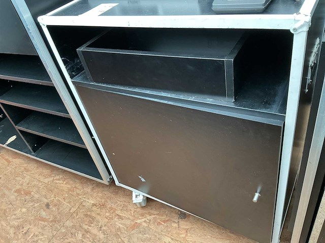 Mobiele flightcase meubel - afbeelding 1 van  1