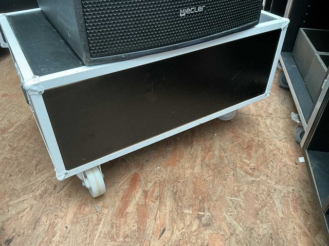 Mobiele flightcase meubel - afbeelding 1 van  2