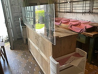 Mobiele houten inpaktafel - afbeelding 1 van  4
