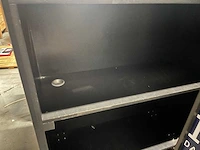 Mobiele houten presentatiemeubels van 100 × 100 cm (2x) - afbeelding 7 van  10