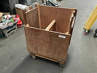Mobiele houten transportwagen - afbeelding 1 van  6