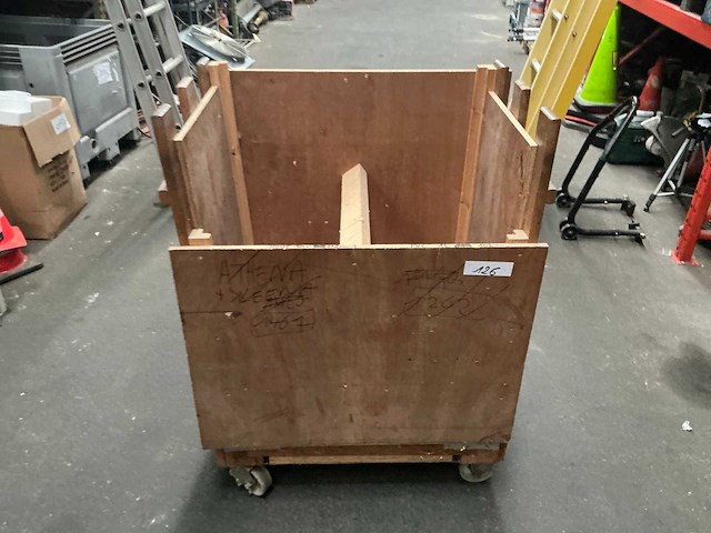 Mobiele houten transportwagen - afbeelding 2 van  6