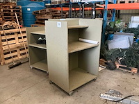 Mobiele houten werk-/opbergwagen (4x) - afbeelding 1 van  4